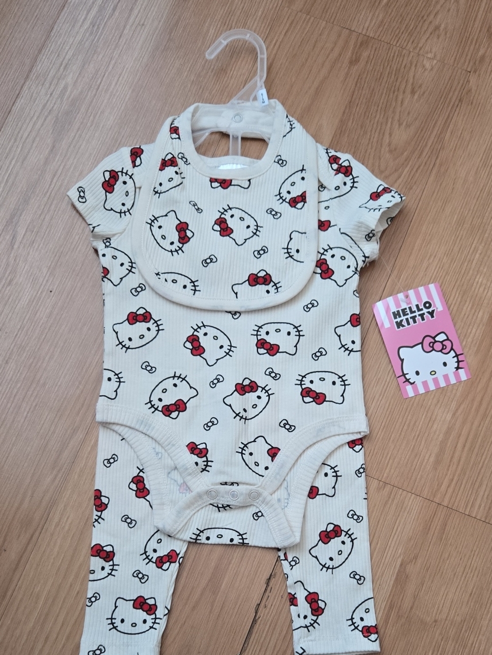 Hello Kitty Cream Set  with Red And Beigh Bow Print